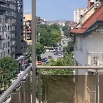 Lilia 5 Self-Check In Apartment